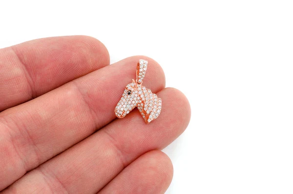 0.60ct Diamond Horse Head Pendant 18K Solid Gold - Image 6