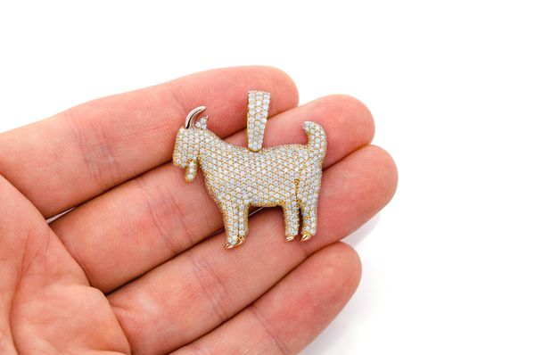 3.75ct Diamond Standing Goat Pendant 18K Solid Gold - Image 3
