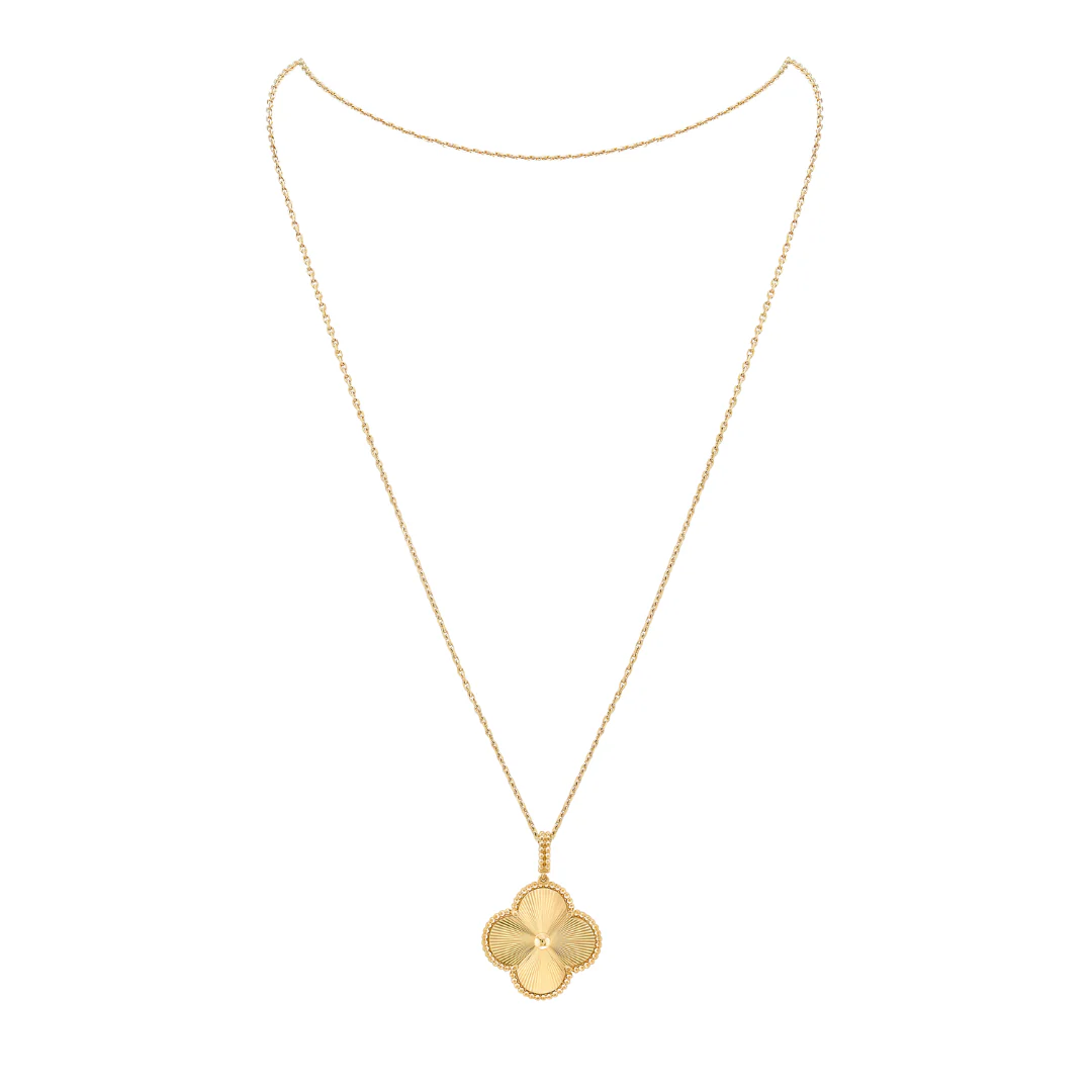 Van Cleef & Arpels Magic Alhambra Long Necklace 1 Motif 18K Yellow Gold