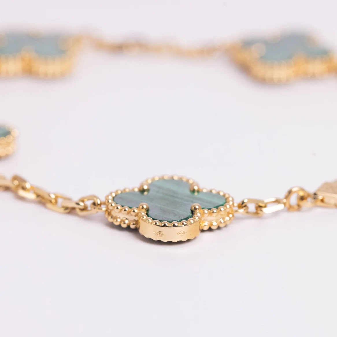 Van Cleef & Arpels Vintage Alhambra Bracelet 5 Motifs Malachite 18K Yellow Gold - Image 6